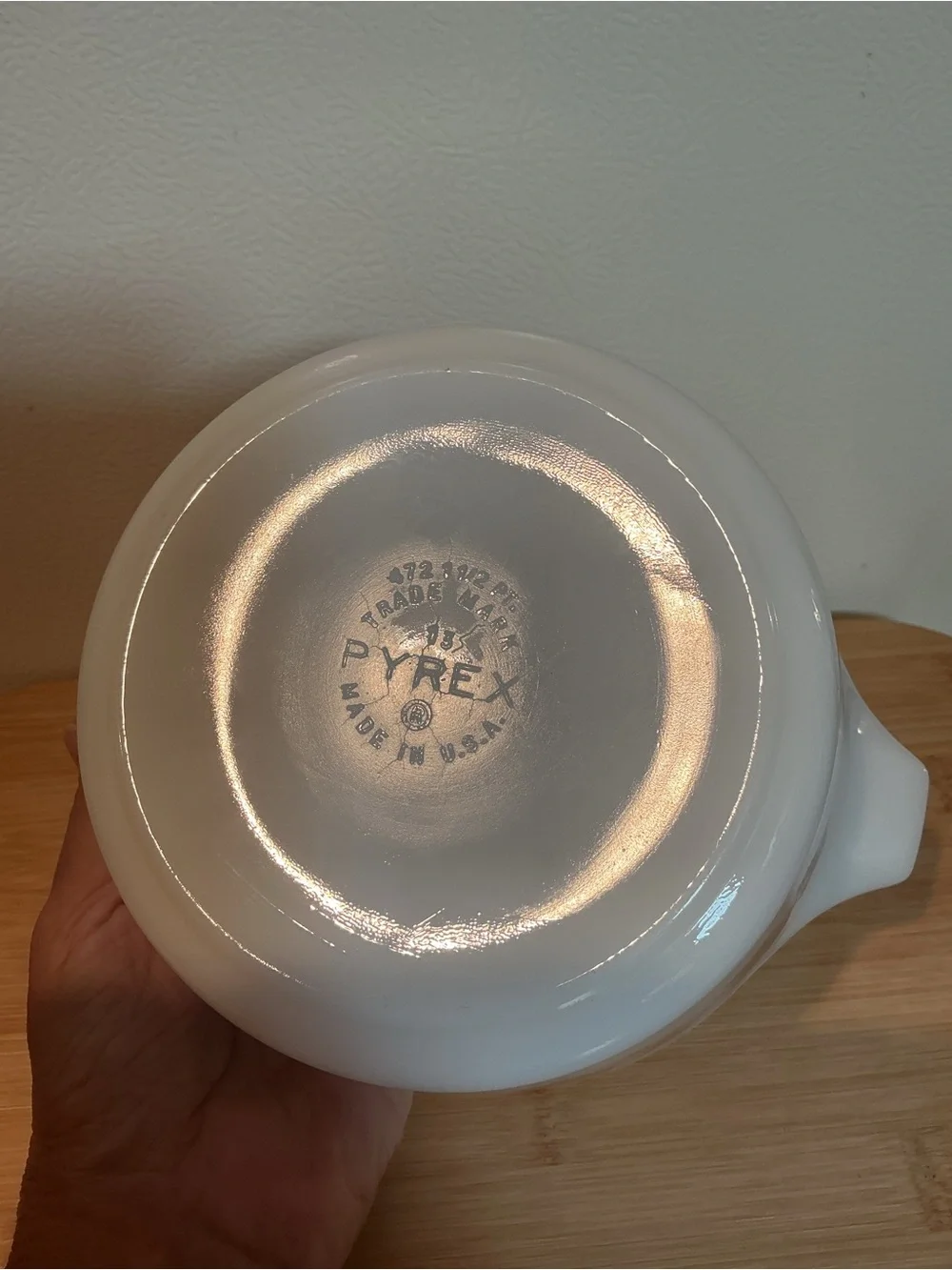 Vintage Pyrex Sandalwood Ivy Casserole: 1.5 Pint with Glass Lid